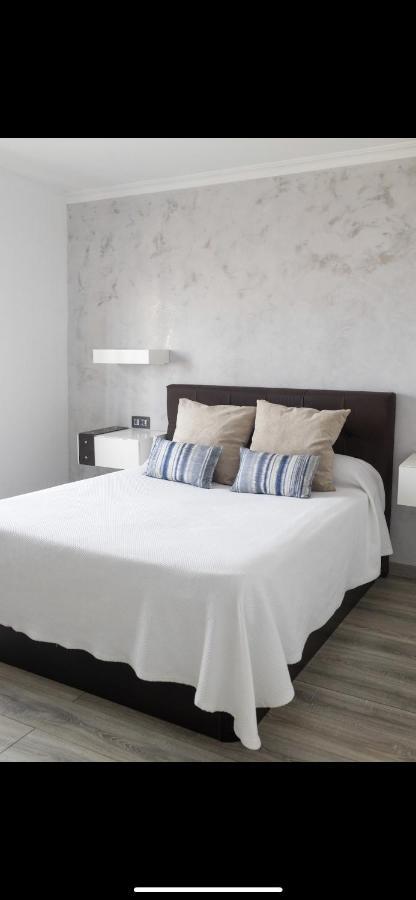 Apartamento Centrico Reformado Tarifa Exterior foto